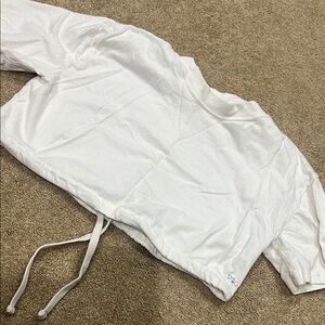 DSG ivory workout top with tie